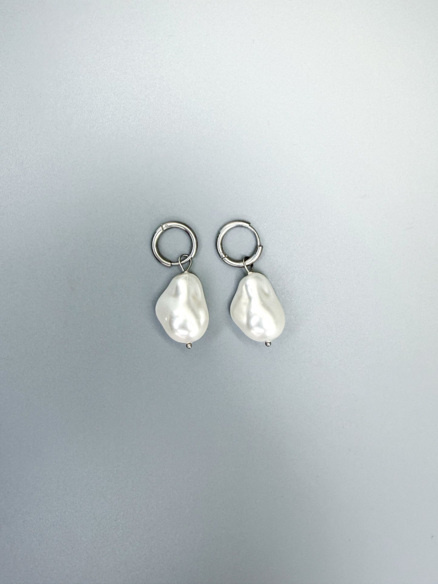 MILETO Perla Earrings