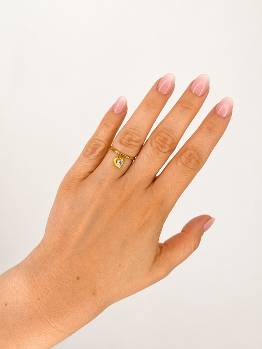 Amore Ring