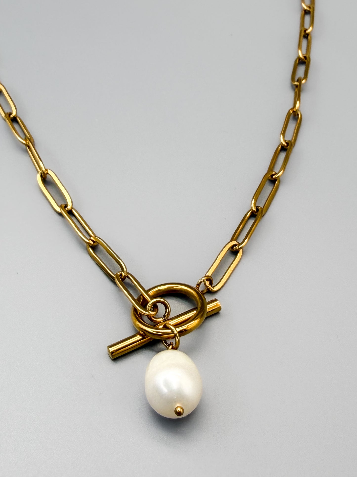 GIOIOSA Decisa Necklace