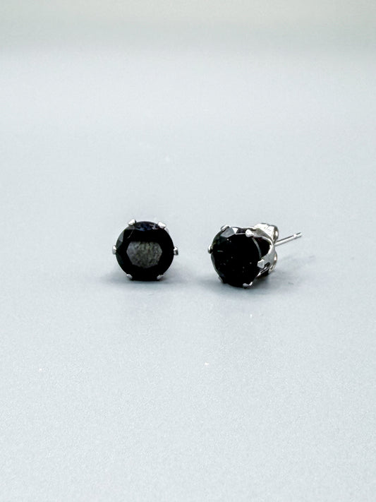 MILETO Nero Studs