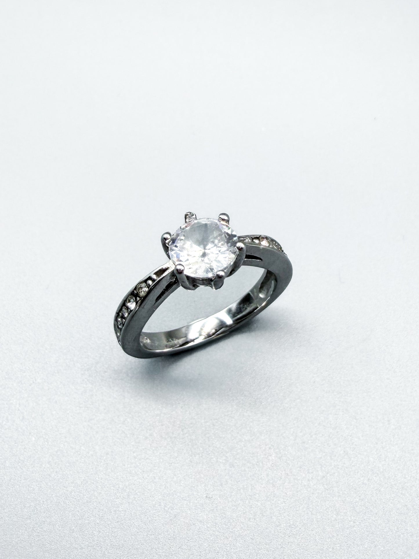 MILETO Prezioso Solitaire Ring